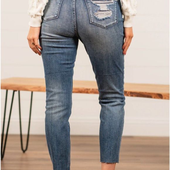 Judy Blue Shelly High Rise Relaxed Fit Denim Blue Jeans Size 15 / 32 - Picture 6 of 14